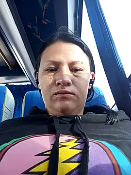 Snapshot of kattia_bk chatting on 01/13/25, 12:56 kattia bk online show from 01/13/25, 12:56