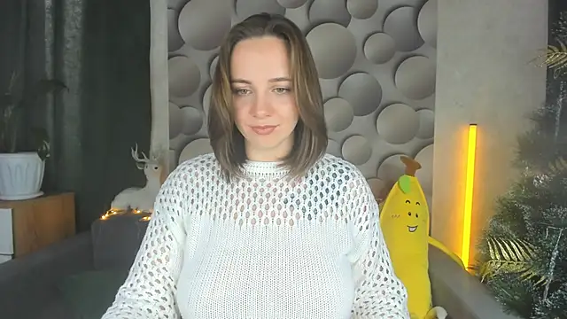 Snapshot of Cute_smile_sharon chatting on 12/20/24, 07:55 Cute smile sharon online show from 12/20/24, 07:55
