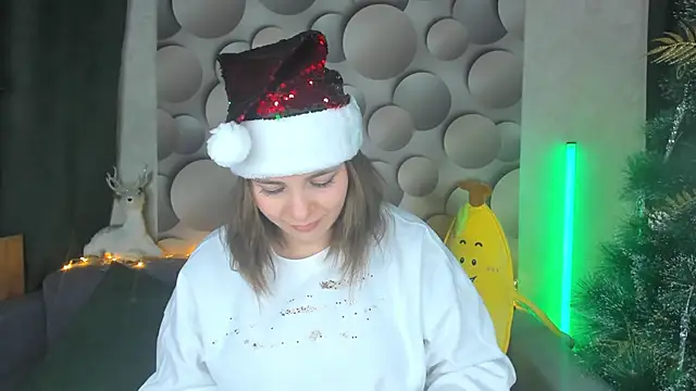 Snapshot of Cute_smile_sharon chatting on 12/22/24, 09:55 Cute smile sharon online show from 12/22/24, 09:55