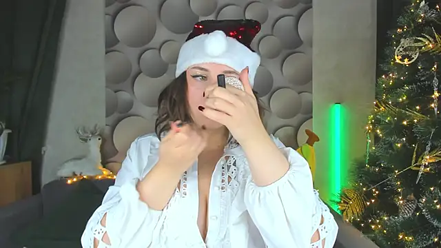 Snapshot of Cute_smile_sharon chatting on 12/31/24, 04:04 Cute smile sharon online show from 12/31/24, 04:04