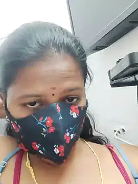 Snapshot of Tamil_Sanjana_ chatting on 01/07/25, 01:03 Tamil Sanjana  online show from 01/07/25, 01:03
