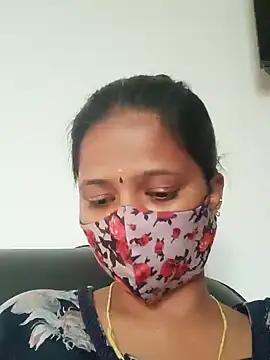 Snapshot of Tamil_Sanjana_ chatting on 02/05/25, 11:55 Tamil Sanjana  online show from 02/05/25, 11:55
