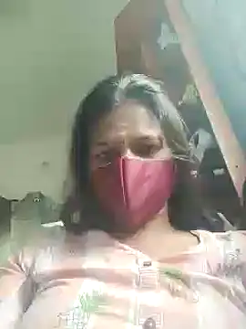 Snapshot of Tamil_Sanjana_ chatting on 03/05/25, 06:54 Tamil Sanjana  online show from 03/05/25, 06:54