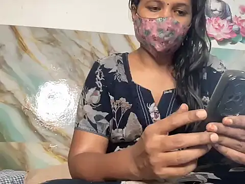 Snapshot of Tamil_Sanjana_ chatting on 09/24/25, 06:39 Tamil Sanjana  online show from 09/24/25, 06:39