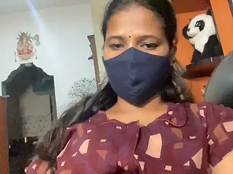 Snapshot of Tamil_Sanjana_ chatting on 09/29/25, 05:51 Tamil Sanjana  online show from 09/29/25, 05:51