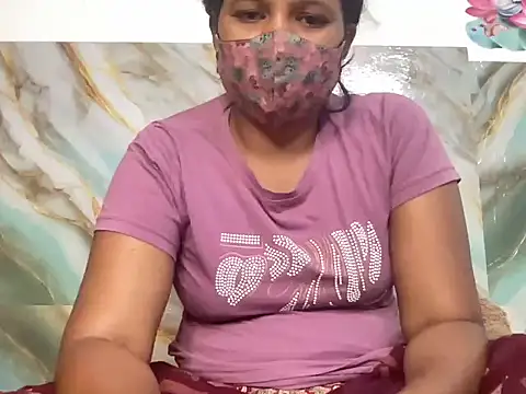 Snapshot of Tamil_Sanjana_ chatting on 10/05/25, 06:12 Tamil Sanjana  online show from 10/05/25, 06:12