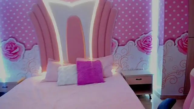 Lily Martinez online show from 01/20/25, 11:10