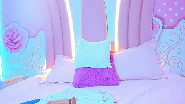 Lily Martinez online show from 01/26/25, 02:03