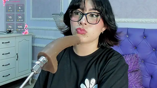 Snapshot of Lily_Martinez chatting on 02/05/26, 06:51 Lily Martinez online show from 02/05/26, 06:51