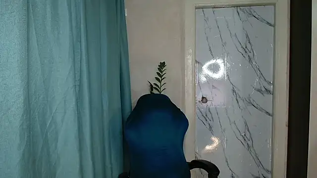 Snapshot of u_mistress_Anna chatting on 03/21/25, 12:28 u mistress Anna online show from 03/21/25, 12:28