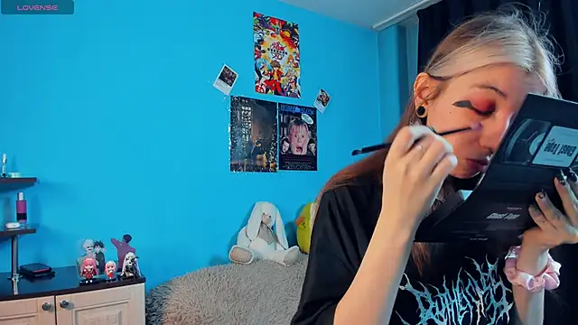  Mindy  online show from 02/18/25, 03:21