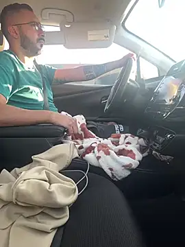 Snapshot of truenoxxx13 chatting on 01/03/25, 11:44 truenoxxx13 online show from 01/03/25, 11:44