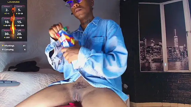 JhonyMiller  online show from 02/09/25, 11:04