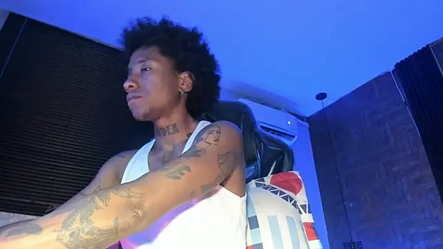 JhonyMiller  online show from 10/02/25, 04:30