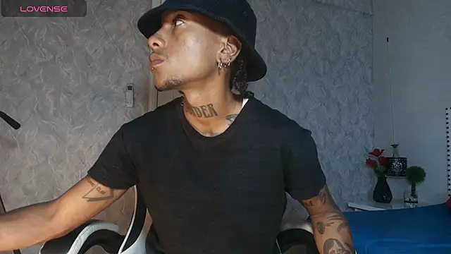 JhonyMiller  online show from 06/24/26, 10:53