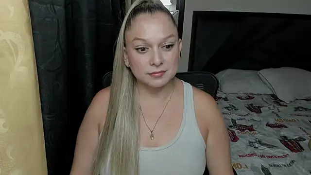 Snapshot of natalia5560 chatting on 04/07/26, 10:31 natalia5560 online show from 04/07/26, 10:31