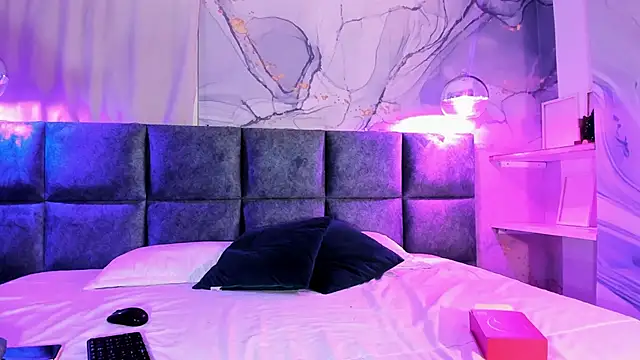 loladupont online show from 03/20/25, 11:38