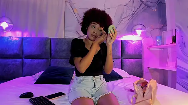 loladupont online show from 03/22/25, 11:32