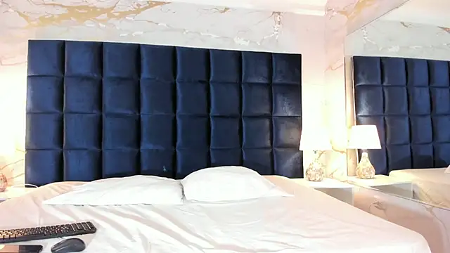 loladupont online show from 02/27/26, 03:06