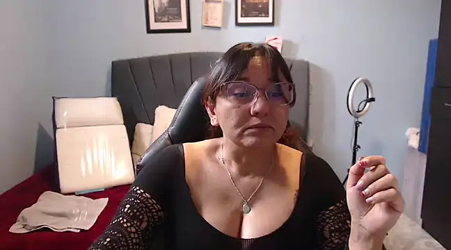 AngelRouss online show from 02/25/25, 02:00