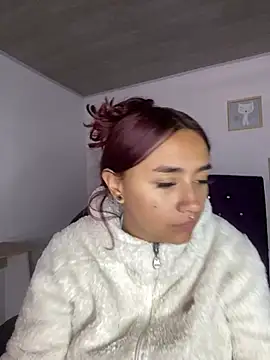 Snapshot of michell_boobs_ chatting on 03/18/25, 12:47 michell boobs online show from 03/18/25, 12:47