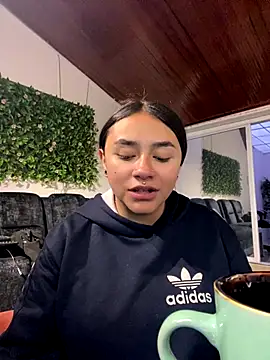 Snapshot of michell_boobs_ chatting on 11/08/25, 12:49 michell boobs online show from 11/08/25, 12:49