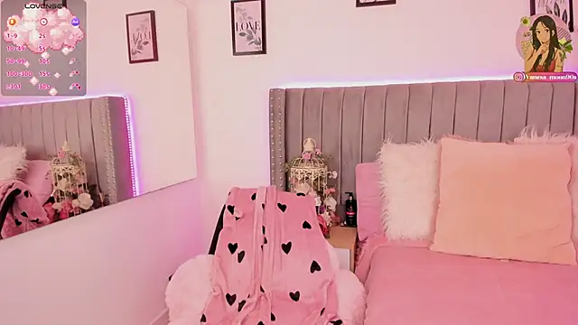 vanesa moon   online show from 12/14/25, 01:55