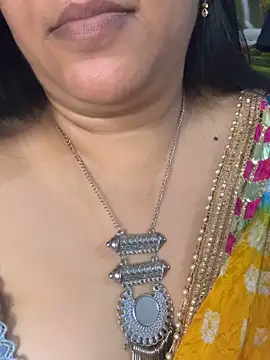 FlatVincy4 online show from 10/25/25, 04:09