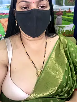 FlatVincy4 online show from 11/05/25, 03:23