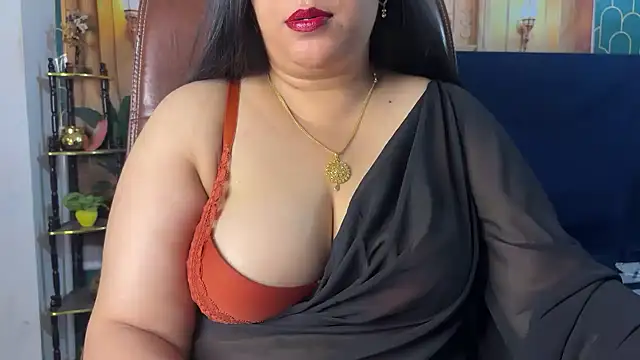 FlatVincy4 online show from 04/25/26, 03:53