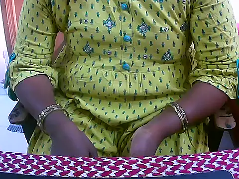 Snapshot of telugu_indhu_0001 chatting on 01/14/26, 09:48 telugu indhu 0001 online show from 01/14/26, 09:48