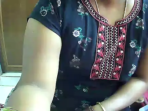 Snapshot of telugu_indhu_0001 chatting on 01/17/26, 05:34 telugu indhu 0001 online show from 01/17/26, 05:34