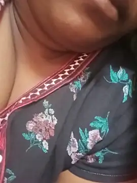 Snapshot of telugu_indhu_0001 chatting on 05/24/26, 05:34 telugu indhu 0001 online show from 05/24/26, 05:34