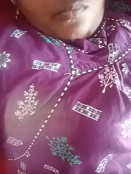 Snapshot of telugu_indhu_0001 chatting on 05/30/26, 05:59 telugu indhu 0001 online show from 05/30/26, 05:59
