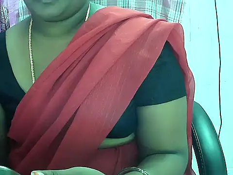Snapshot of telugu_indhu_0001 chatting on 06/25/26, 04:23 telugu indhu 0001 online show from 06/25/26, 04:23