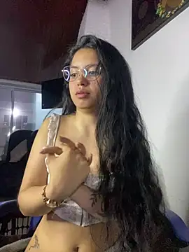 Rosita forever  online show from 11/30/25, 03:05