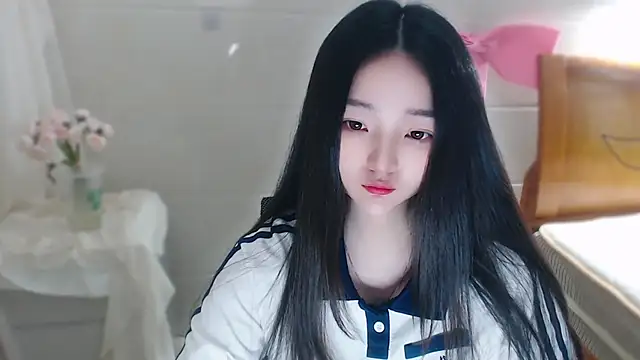 qiqi--- online show from 04/24/26, 05:10