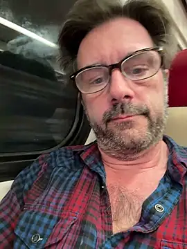 Snapshot of Johnny_Bottoms chatting on 03/12/25, 01:25 Johnny Bottoms online show from 03/12/25, 01:25