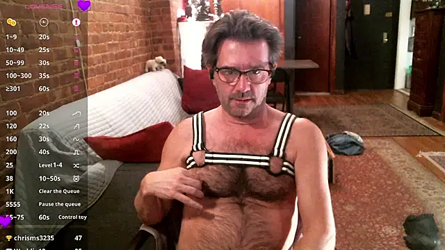 Snapshot of Johnny_Bottoms chatting on 03/13/25, 02:05 Johnny Bottoms online show from 03/13/25, 02:05