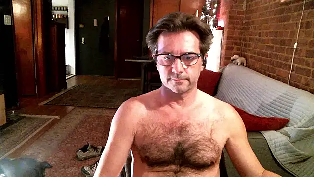 Snapshot of Johnny_Bottoms chatting on 03/18/25, 01:10 Johnny Bottoms online show from 03/18/25, 01:10