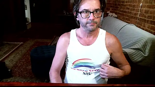 Snapshot of Johnny_Bottoms chatting on 01/05/26, 11:52 Johnny Bottoms online show from 01/05/26, 11:52