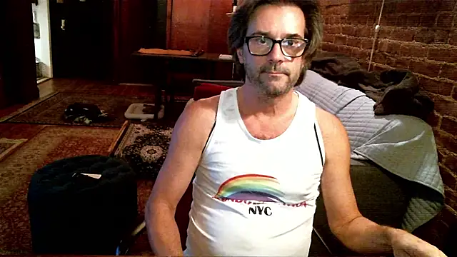 Snapshot of Johnny_Bottoms chatting on 01/18/26, 10:35 Johnny Bottoms online show from 01/18/26, 10:35