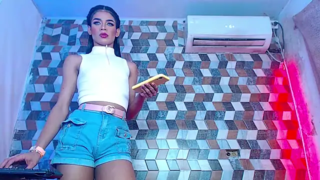 newgroupxxx online show from 02/28/25, 09:33