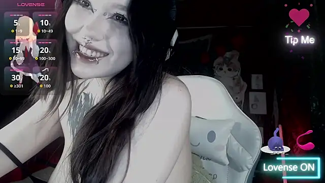 Snapshot of chloe_crystall_killer chatting on 03/01/26, 05:31 chloe crystall killer online show from 03/01/26, 05:31