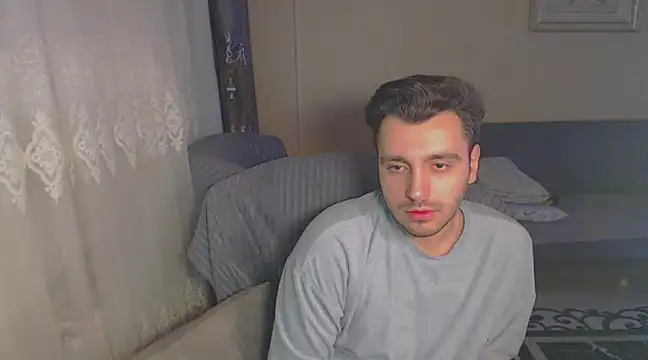 handsomeee04 online show from 01/29/25, 11:14