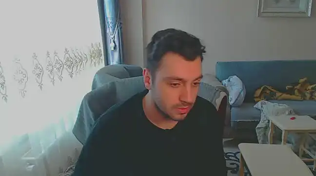 handsomeee04 online show from 02/02/25, 07:09