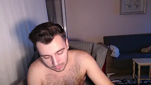 handsomeee04 online show from 09/18/25, 09:39