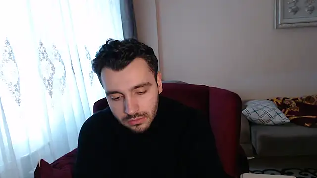 Snapshot of handsomeee04 chatting on 12/21/25, 06:09 handsomeee04 online show from 12/21/25, 06:09