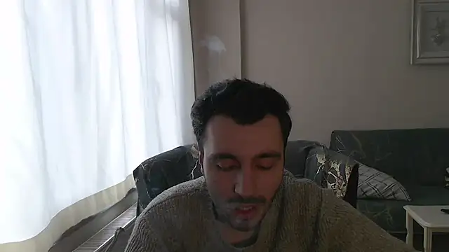 Snapshot of handsomeee04 chatting on 02/11/26, 02:11 handsomeee04 online show from 02/11/26, 02:11