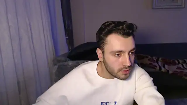 Snapshot of handsomeee04 chatting on 02/27/26, 01:38 handsomeee04 online show from 02/27/26, 01:38